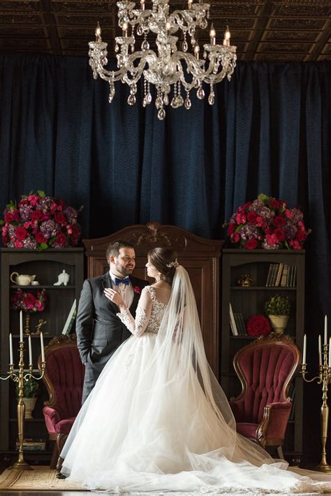 A Beauty And The Beast Wedding Inspiration At Southern Lace Estates A