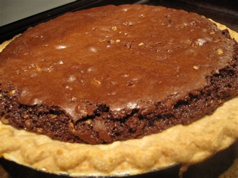 Paula deen cooks up delicious southern recipes passed down from family and friends, as well as created in her very own kitchen. Kentucky Pie - thank you Paula Deen! | Recipes Pie-Crisps ...