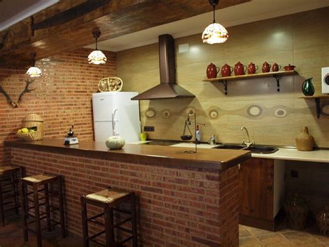 Nov 05, 2020 · la decoración farmhouse se ha colado en todas las estancias de la casa y también llega a los baños de este año. barras americanas rusticas - Buscar con Google | Barra ...