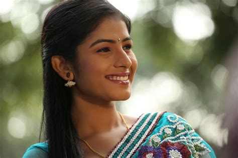 Health Sex Education Advices By Dr Mandaram Tamil Sexy Actress Nalini Spicy Saree Pallu Drop