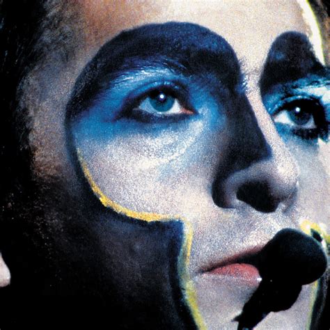 For a guy with so many ubiquitous hits, he's never even pretended to play ball with radio. Peter Gabriel. | Peter gabriel, Albumhoezen, Gabriel