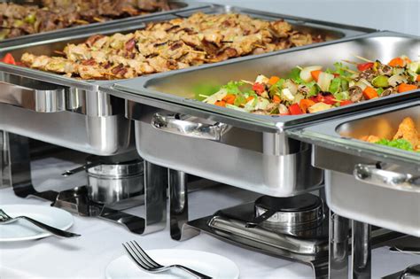 Once you cover a hot dish tightly it will keep cooking from the stored heat (i can't emphasize this enough). Food Warmers: Ways to Create a Hot Buffet | eBay