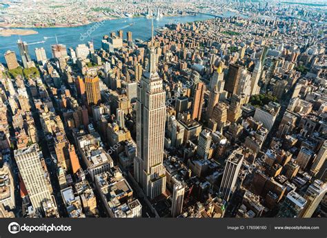 ミッドタウン・マンハッタンの空中写真｜ニューヨーク市 ストックエディトリアル用写真©melpomene＃176596160