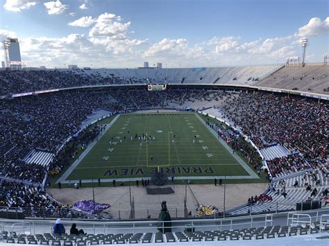 Section 139 at Cotton Bowl - RateYourSeats.com At cotton bowl stadium, in row 1 section 5, can you see over the.