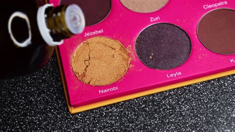Did you say any words to pay respects to your fallen comrade? HOW TO FIX A BROKEN EYESHADOW PALETTE | DIY - YouTube