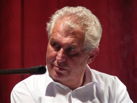 Reakce ruska se mě dotkla, řekl zeman. File:Miloš Zeman, Brno, 2008.jpg - Wikimedia Commons