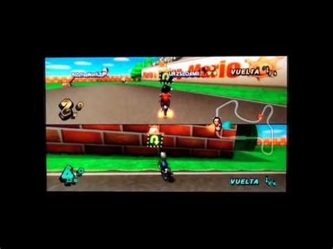 Este tutorial lo hice a peticion de alguien que e pidio como jugar de 2.bueno, aqui esta, espero y que lo disfruten y les sea de ayuda. Mario Kart Wii Online 2 jugadores (Acto 6-3) Secreto - YouTube