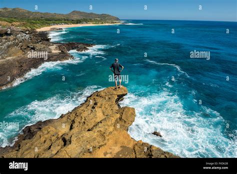 Usa Hawaii Oahu Honolulu Halona Blow Hole Lookout Man At Lookout
