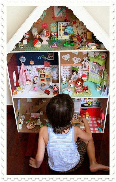 Kartonschachtel basteln karton basteln diorama kinder spielhäuschen aus karton schuhkarton ideen kinderhaus. Liebe, um es größer zu machen, damit es ein Barbie-Haus ...