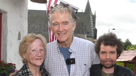 Dallas Bobby Ewing Actor Patrick Duffy Meets Cousins As He Visits