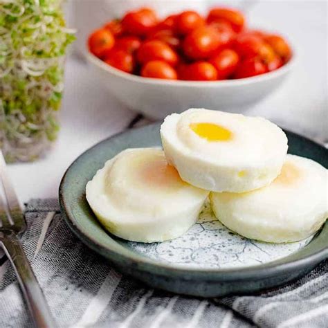 How To Make Perfectly Poached Eggs In The Oven Bites Of Wellness