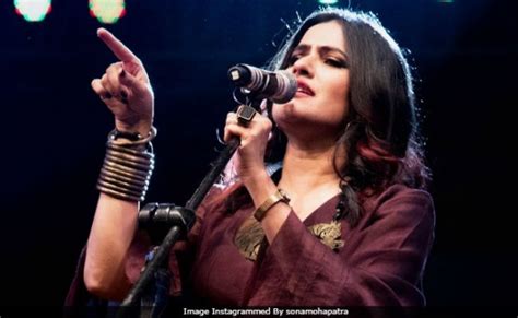सोना के नए म्यूजिक एल्बम का विरोध मुस्लिम संगठन की ओर से मिली धमकी Singer Sona Mohapatra