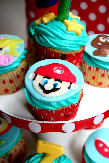 Super Mario Party Ideas Cupcake Mario Amys Party Ideas Flickr