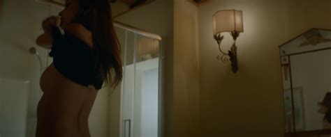 Nude Video Celebs Emily Ratajkowski Sexy Welcome Home