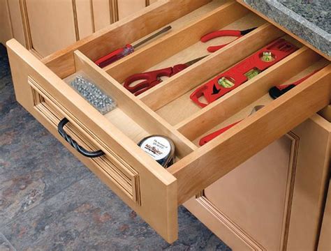 This offers a superb way of accessing all of the kitchen cabinet, even right at the back. Kitchen Storage Solutions: The Drawer Insert Edition