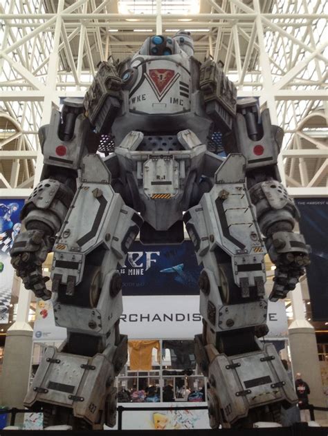 Giant Mech From Titanfall At E3 Mech Titanfall Master Chief