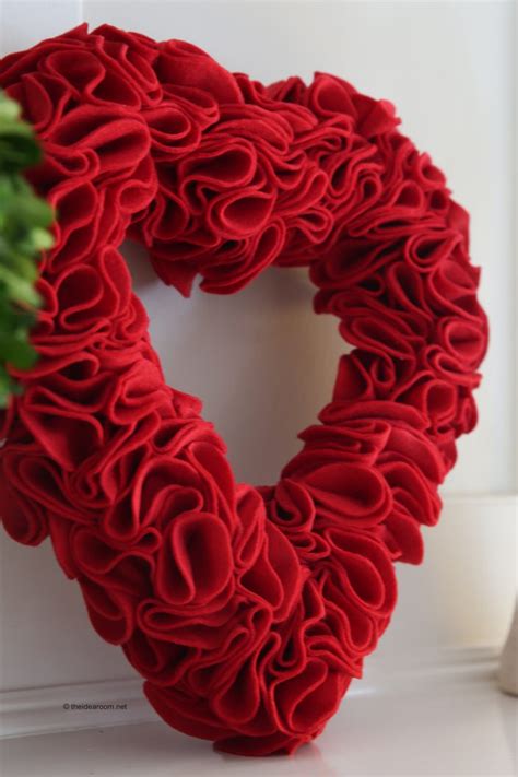 How To Make Heart Wreath Ideas Step By Step Guide The Idea Room