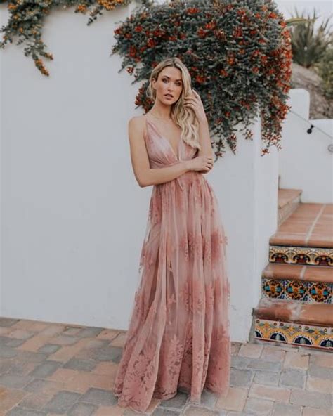 Make sure you pore over the details and check to no, not on tripadvisor. Beach Wedding Guest Attire Guide And 26 Examples - crazyforus