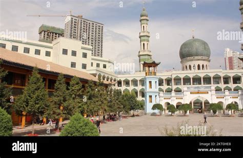 Chinese Islamic Minaret Stock Videos Footage Hd And K Video Clips Alamy