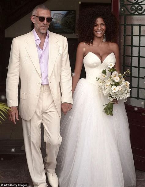 Vincent Cassel S Model Wife Tina Kunakey Debuts Baby Bump Page