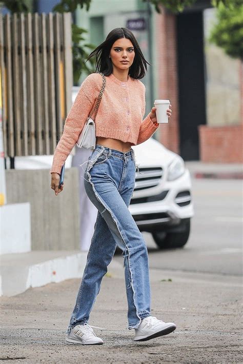 Kendall Jenner Finds Summers Coolest Jeans Vogue Looks Street Style Celebrity Street Style