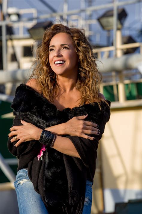 Daniela mercury's estimated net worth, salary, income, cars, lifestyles & many more details have been updated below. Daniela Mercury e Tia Má vão participar do projeto "Mulher ...
