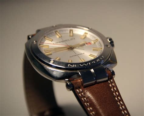 herbelin newport héritage une montre qui se bonifie avec le temps