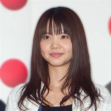 Ikimonogakari (いきものがかり) is a japanese pop rock band from kanagawa prefecture, japan. いきものがかり吉岡聖恵、"秋桜"歌詞添えの接近SHOTに反響 ...
