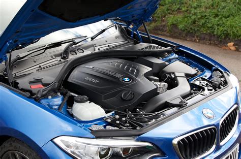 Bmw m4 convertible 30 jahre. BMW 4-series 435i M Sport convertible UK first drive