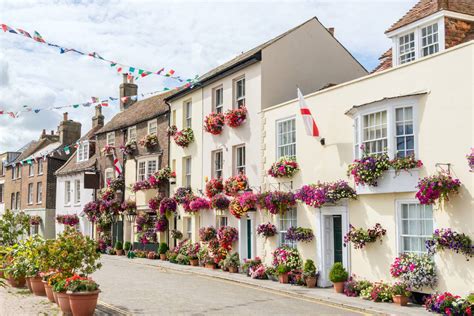 Going from deal to central london will cost a lot more then going from sevenoaks to bromley. 14 Things to Do in Deal, Kent - Yorke Lodge