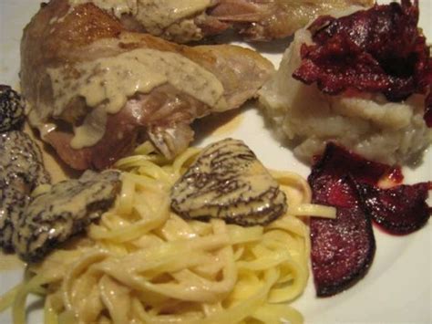 Pintade aux morilles et au vin jaune