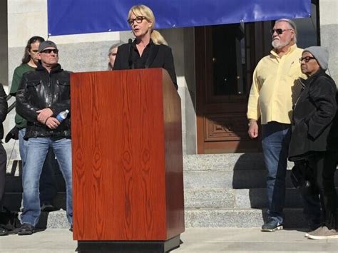 Watch Live Activist Erin Brockovich Attending Town Hall In East Palestine