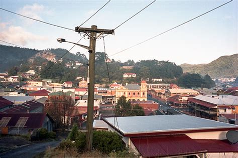 Queenstown ist eine bergbaustadt und liegt etwa 3½ stunden von hobart entfernt. Queenstown, Tasmania | Website (under construction) | Gary ...