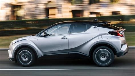 It is actually possibly this automobile recommendation need to go in the industry close to the coming celebration like the exact 12 months 2020. Toyota CHR Price In India, Launch Date, Mileage, Specs, images and Features - MOTOAUTO