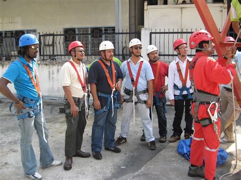 Select a topic to see what people are saying about different issues. Work At Height (WAH) Training for DIGI Telecom - Iratec (M ...