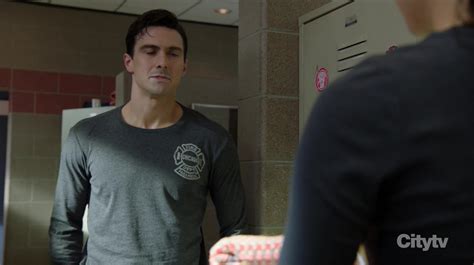 Auscaps Jimmy Nicholas Shirtless In Chicago Fire 10 16 Hot And Fast