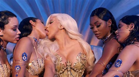 Cardi B Gets It Up As She Kisses 2020 Goodbye 58 Pics Video The