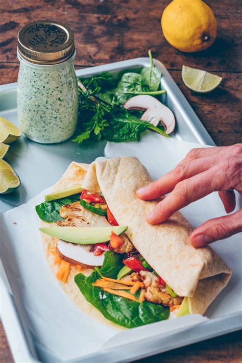 Gemüse Wraps mit Koriandersauce saftig vegan einfach