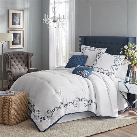 One comforter 90″x90″ two shams: Hotel Style Vivien 5 Piece Comforter Set | from hayneedle ...