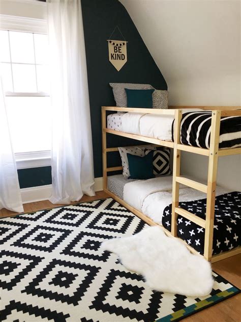 Diy himmelbett variante 1 4. ikea kura hack kids room monochromatic gender neutral - 2019 - Nursery Diy
