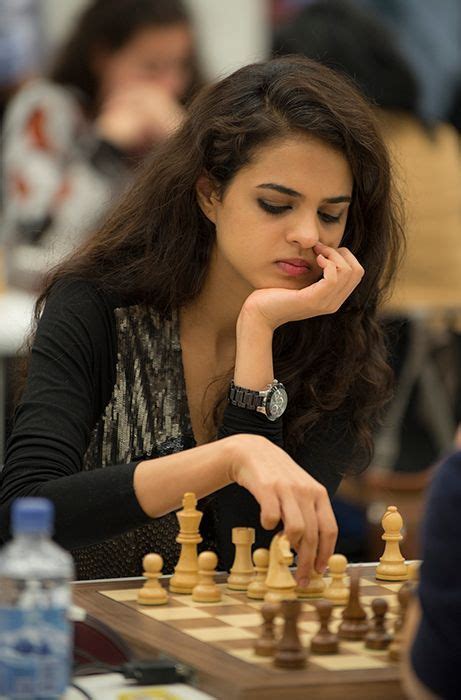 Tania Sachdev Chess Prodigy نادي الشطرنج Chess com