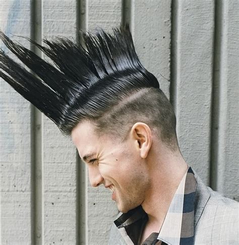 The style you wear tells a lot about your personality, think carefully before picking one! Ladies Fashion Fun: Mohawk Hairstyle Trend For Men