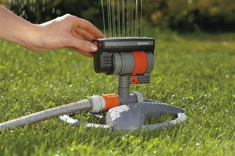 5 Best Lawn Sprinkler For Large Lawns And Small Lawns 2018 Reviews