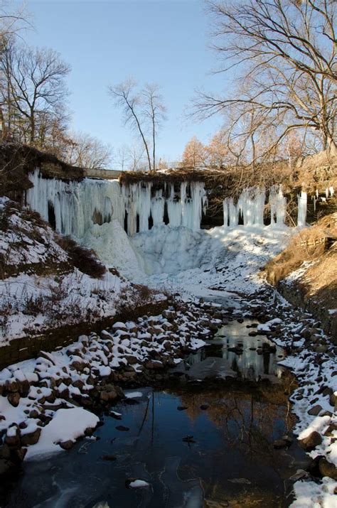 Usa Minneapolis Frozen Falls Minnehaha Falls Corner Of The World