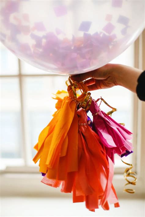 Weekend Diy How To Make Giant Tassel Wedding Balloons Love My Dress