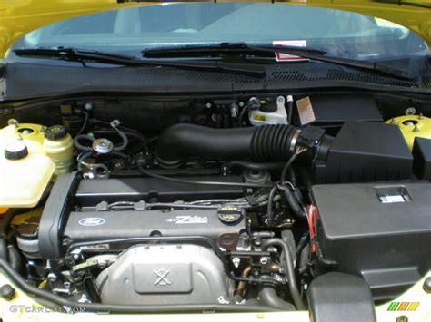 2003 Ford Focus Zx3 Coupe 20l Dohc 16v Zetec 4 Cylinder Engine Photo