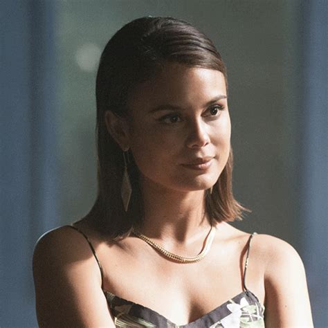 Tvds Sexy New Siren Says Its Surprisingly Easy To Play Evil E