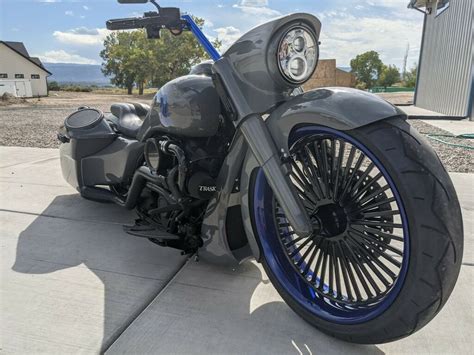 2018 Harley Davidson Touring Color Destroyer Gray