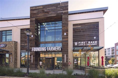 The Best Place to Eat in King of Prussia | Founding Farmers