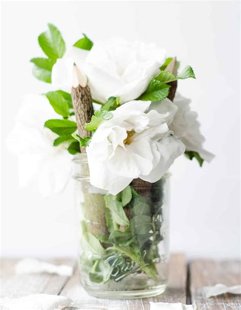 How To Create Beautiful Mason Jar Floral Arrangements Cascade Floral
